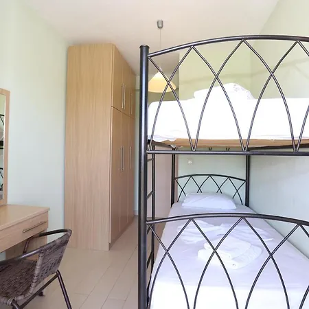 Holiday home Melimaria2