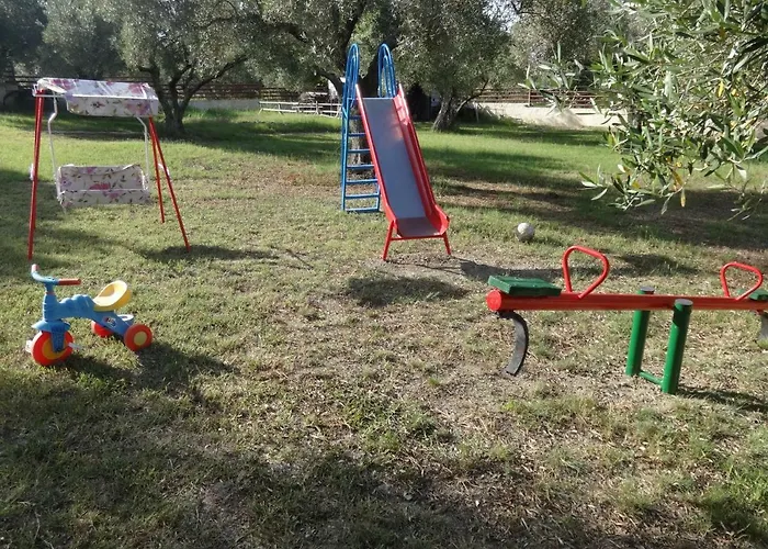 בית נופש Melimaria2 *